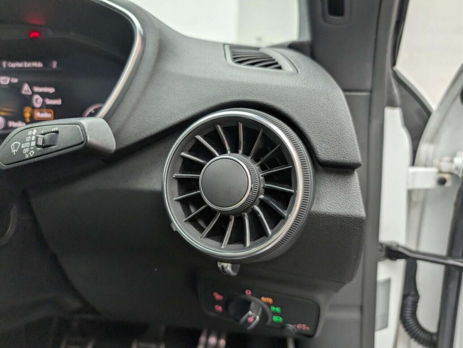 Used Audi TT 2017 for sale - 77714381: Photo 19