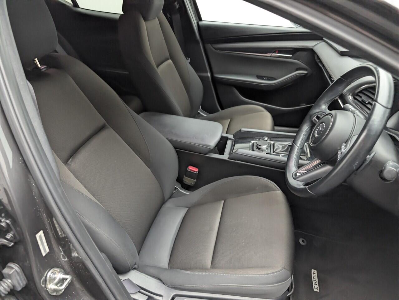 Used Mazda Mazda3 2020 for sale - 76781578: Photo 12