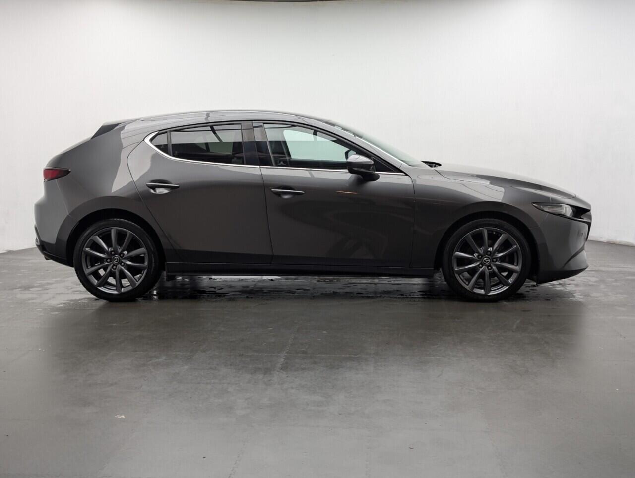 Used Mazda Mazda3 2020 for sale - 76781578: Photo 9