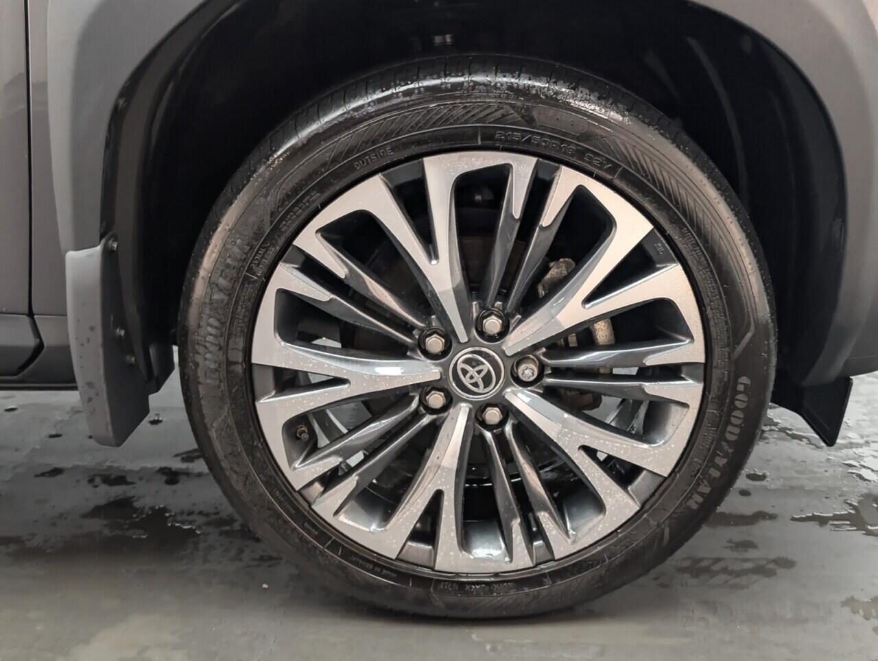 Used Toyota Yaris Cross 2023 for sale - 76644590: Photo 10