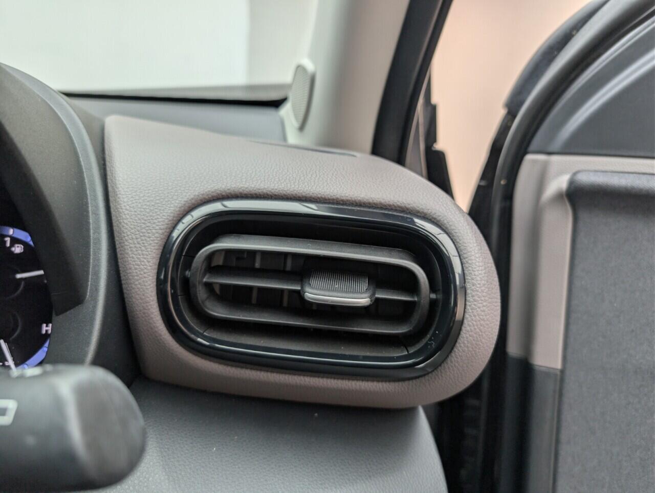 Used Toyota Yaris Cross 2023 for sale - 76644590: Photo 21