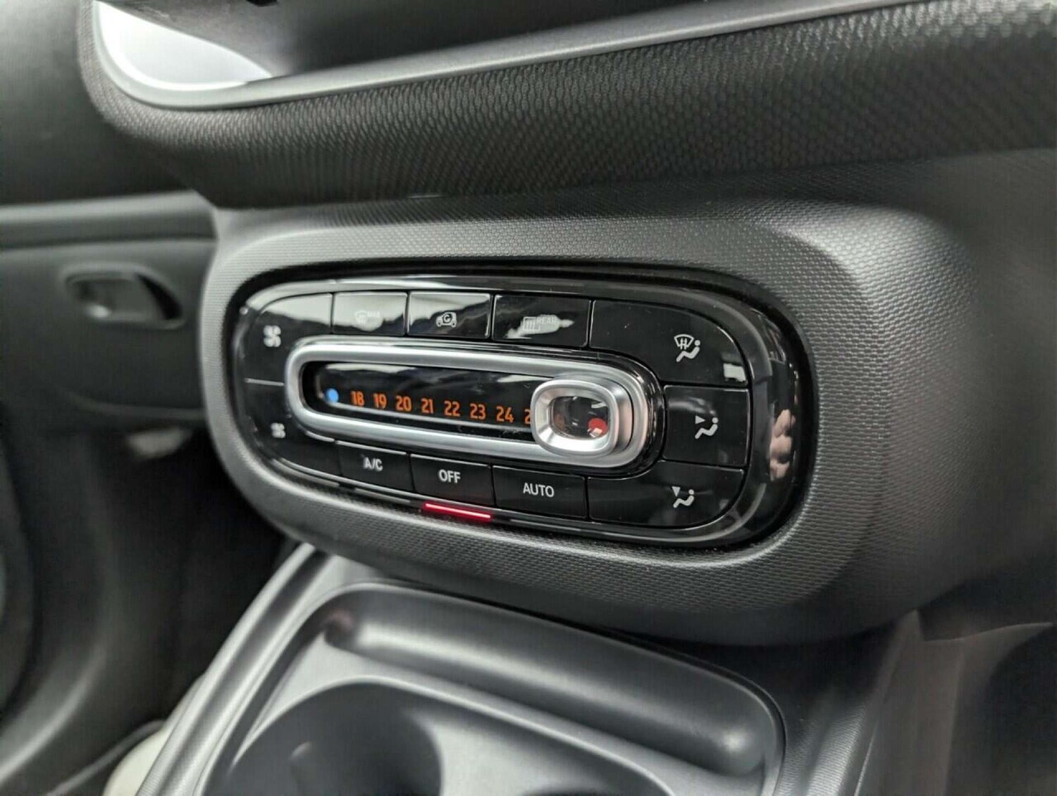 Used smart forfour 2018 for sale - 77714324: Photo 14