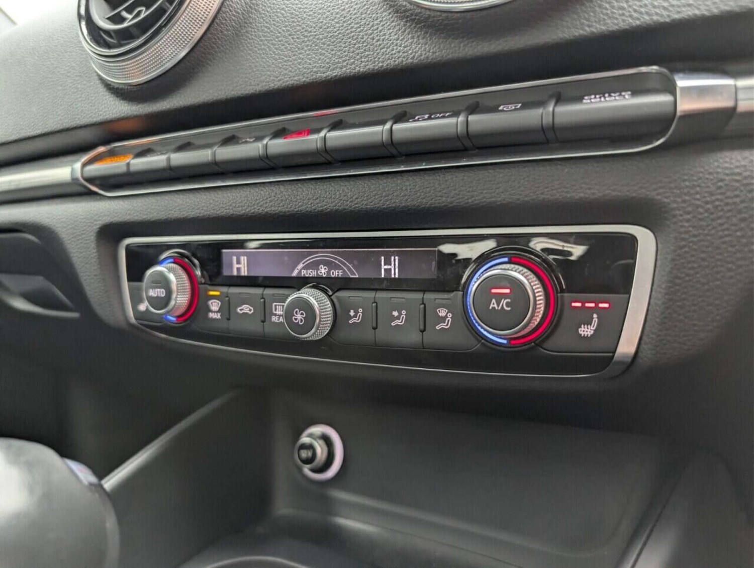 Used Audi A3 2018 for sale - 77713325: Photo 14