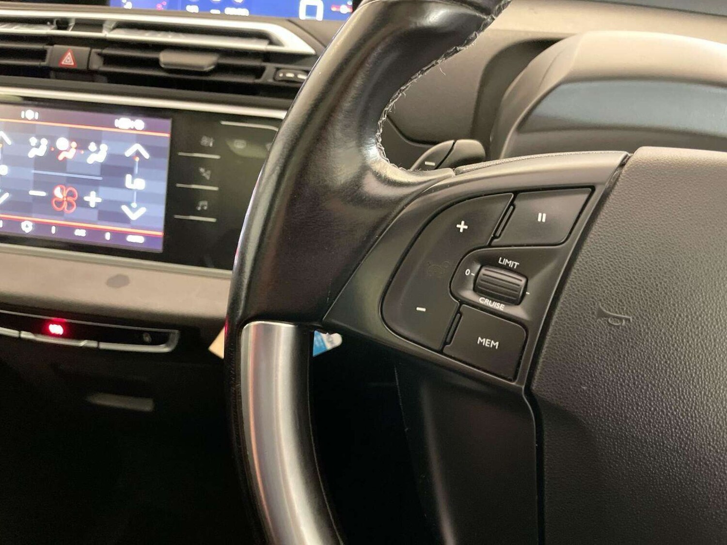 Used Citroen Grand C4 Picasso 2017 for sale - 77713366: Photo 32