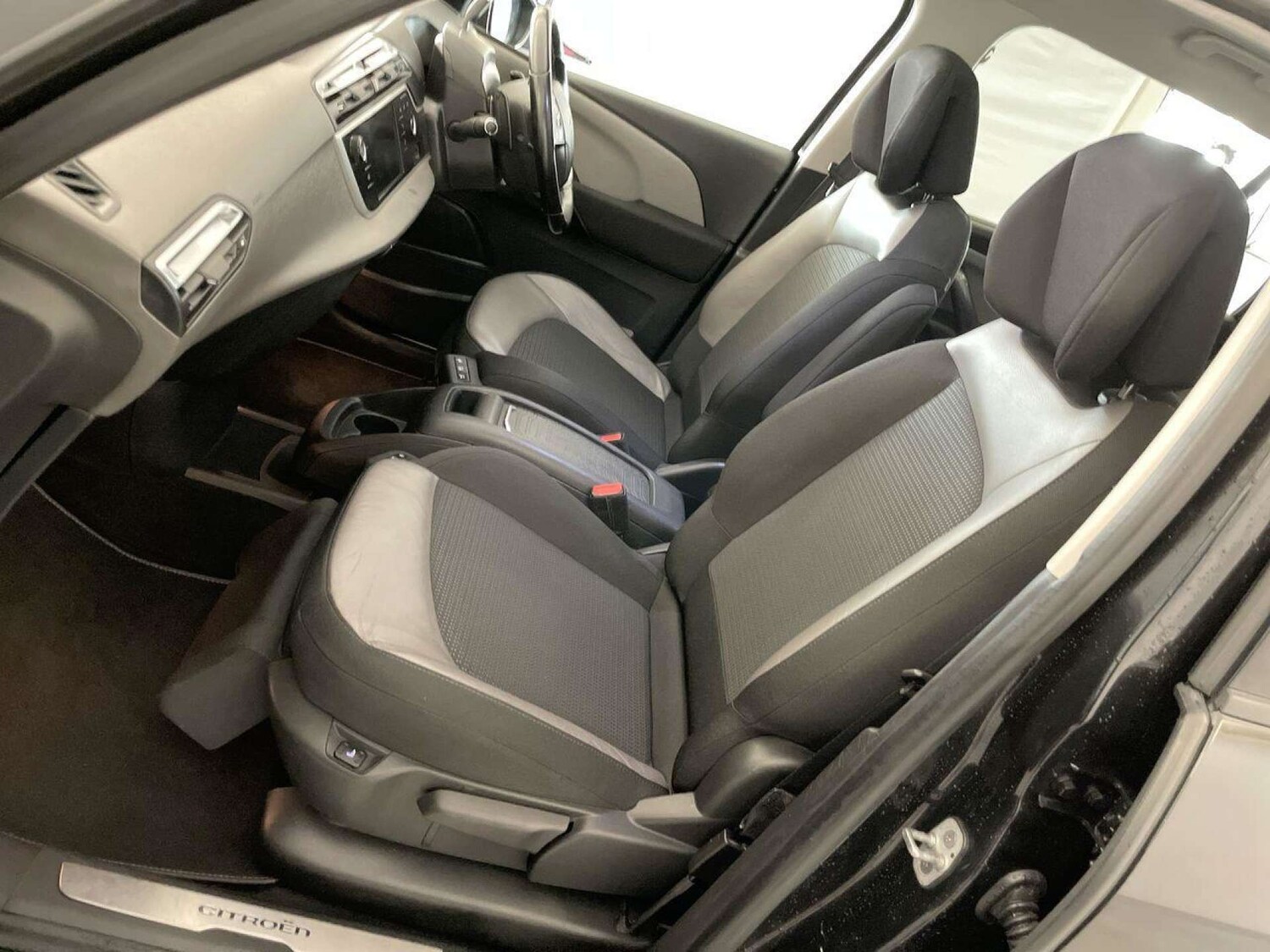 Used Citroen Grand C4 Picasso 2017 for sale - 77713366: Photo 43