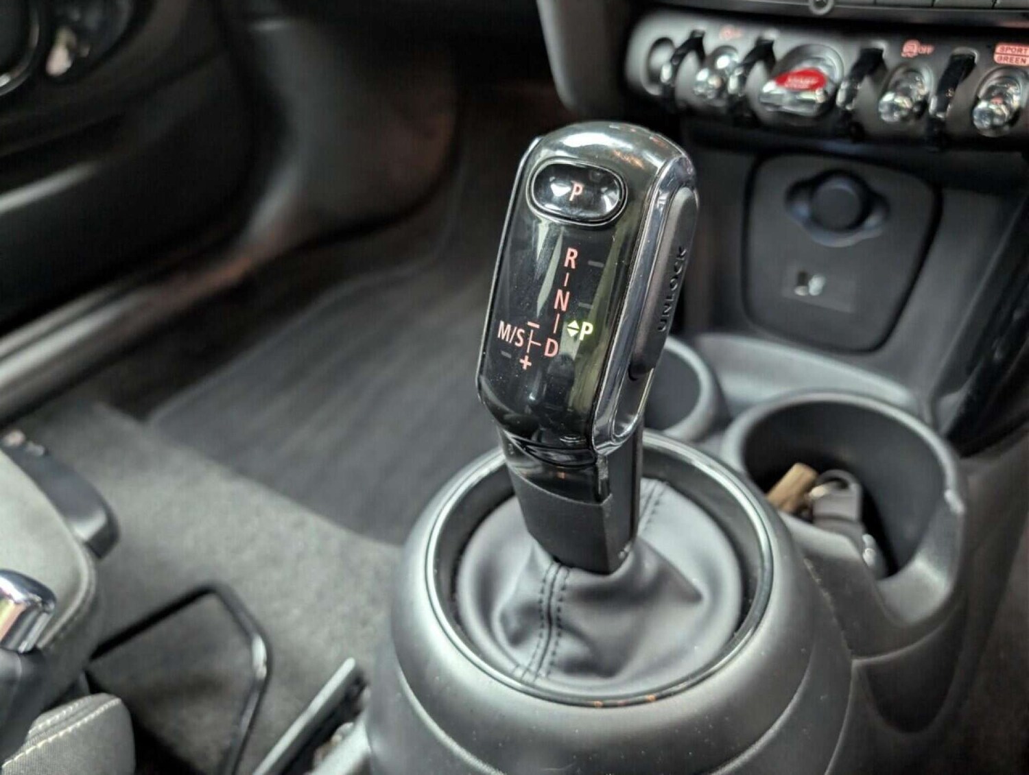 Used MINI Hatch 2023 for sale - 77714104: Photo 16