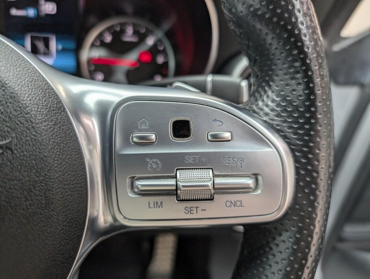 Used Mercedes-Benz C Class 2019 for sale - 76425243: Photo 20