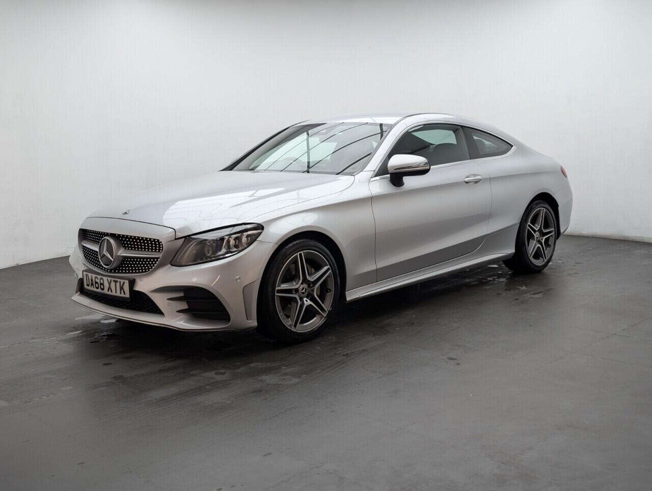 Used Mercedes-Benz C Class 2019 for sale - 76425243: Photo 4