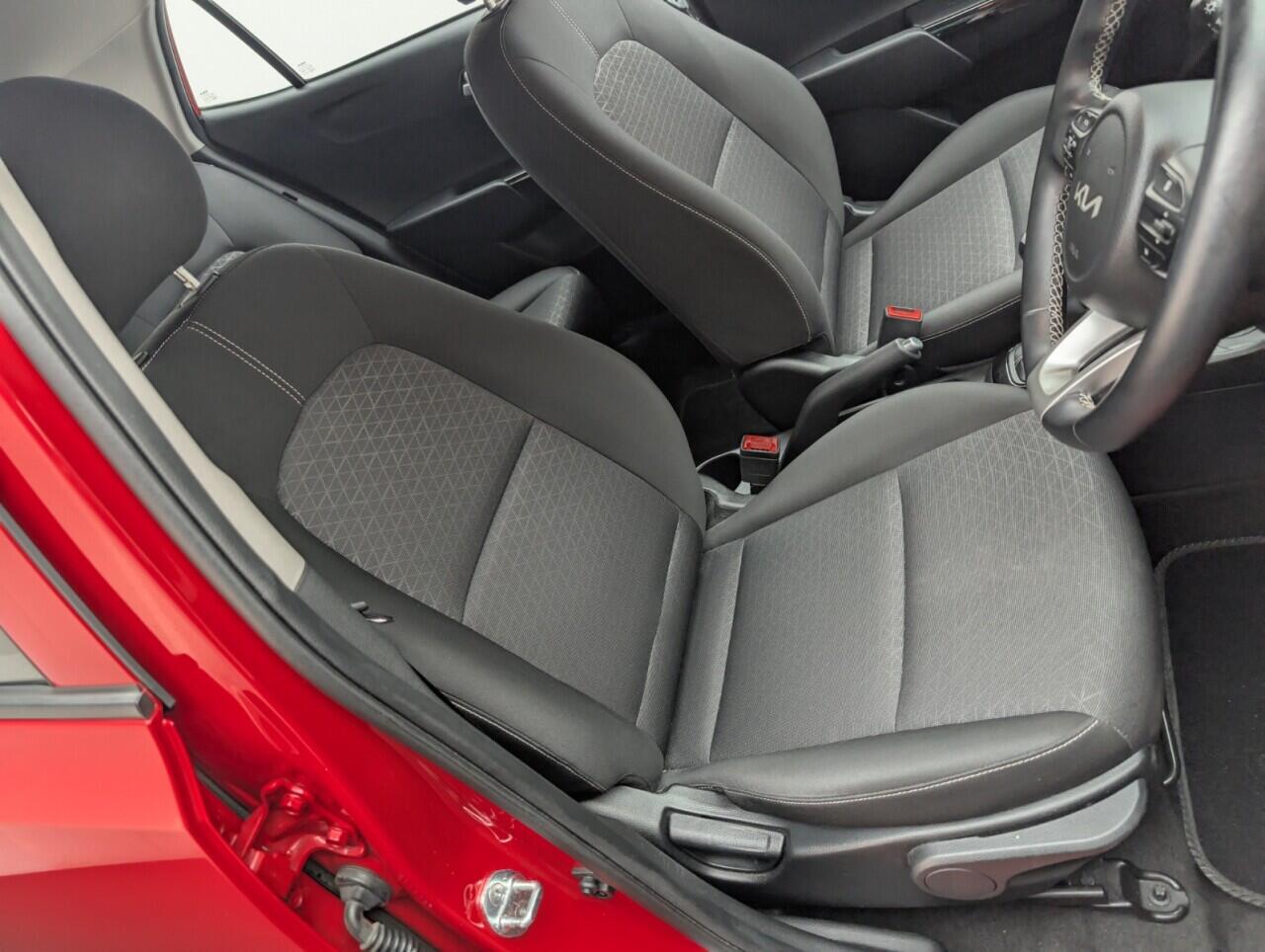 Used Kia Picanto 2022 for sale - 76607346: Photo 11