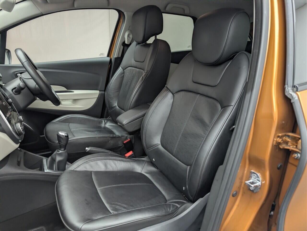 Used Renault Captur 2018 for sale - 77203310: Photo 28