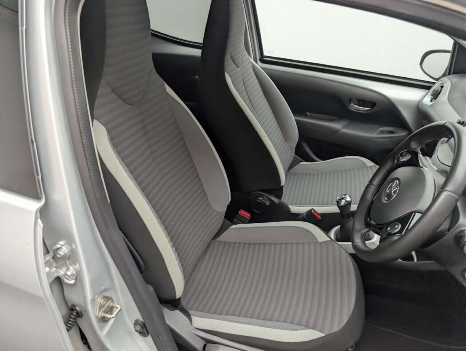 Used Toyota AYGO 2019 for sale - 77713373: Photo 12