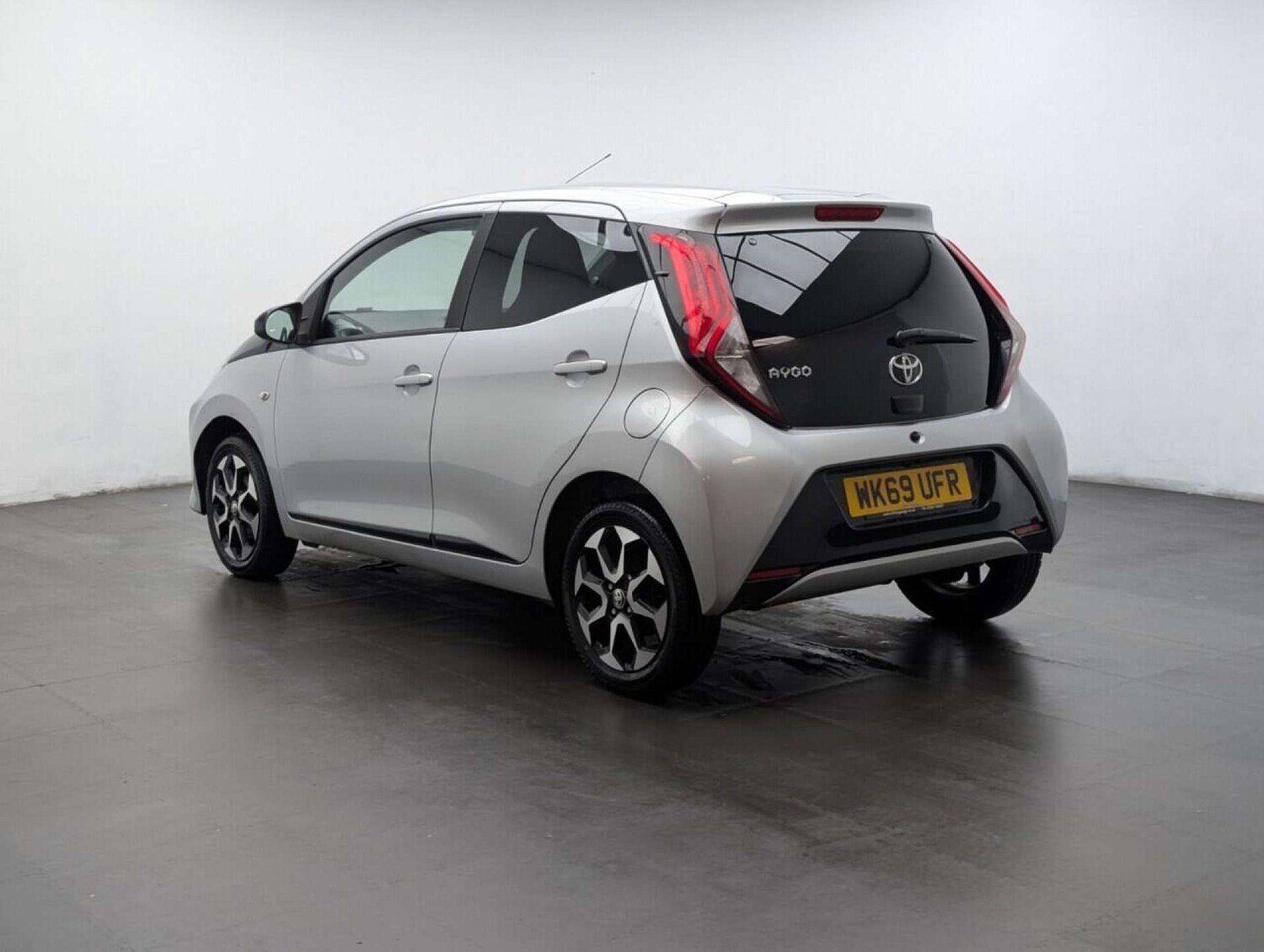 Used Toyota AYGO 2019 for sale - 77713373: Photo 6