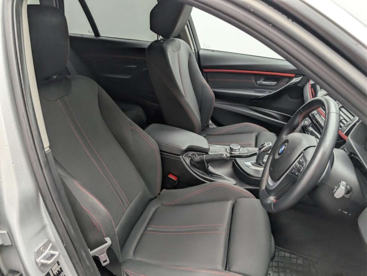 Used BMW 3 Series 2018 for sale - 77713184: Photo 12