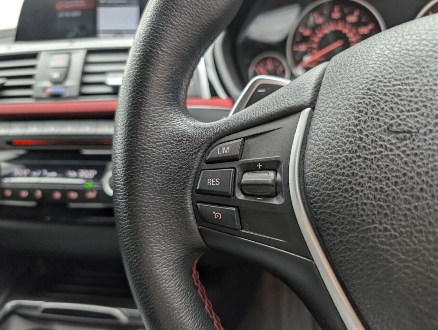 Used BMW 3 Series 2018 for sale - 77713184: Photo 17