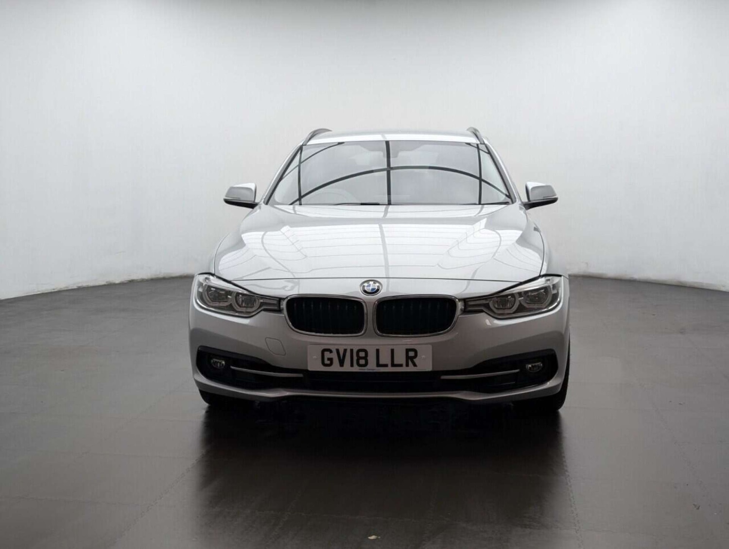 Used BMW 3 Series 2018 for sale - 77713184: Photo 3