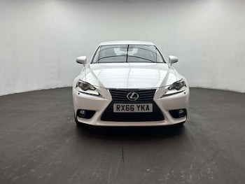 Used Lexus IS 2016 for sale - 79404908: Photo