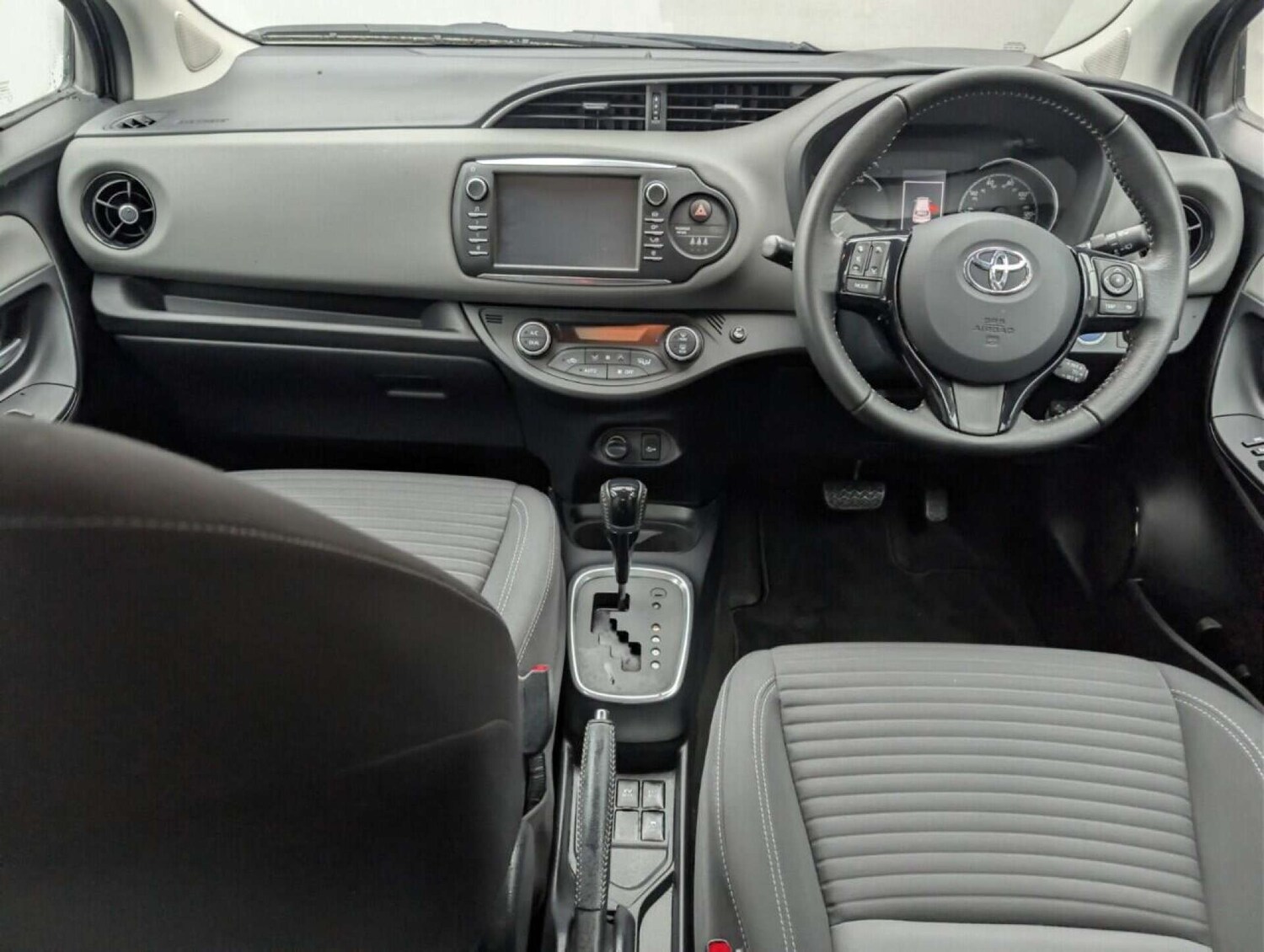 Used Toyota Yaris 2019 for sale - 77714346: Photo 22