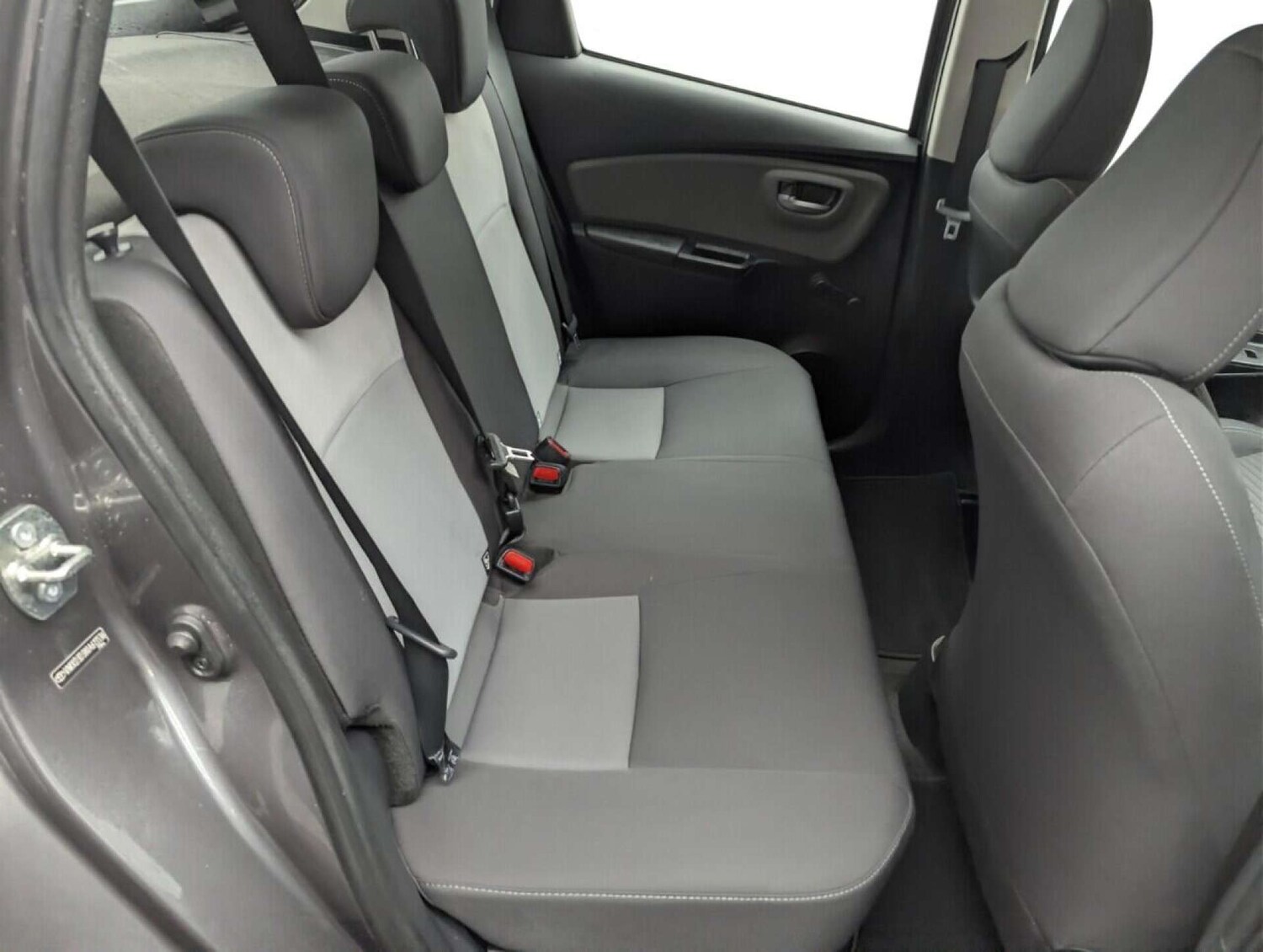 Used Toyota Yaris 2019 for sale - 77714346: Photo 23