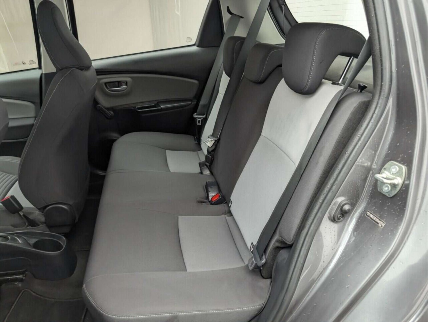 Used Toyota Yaris 2019 for sale - 77714346: Photo 25