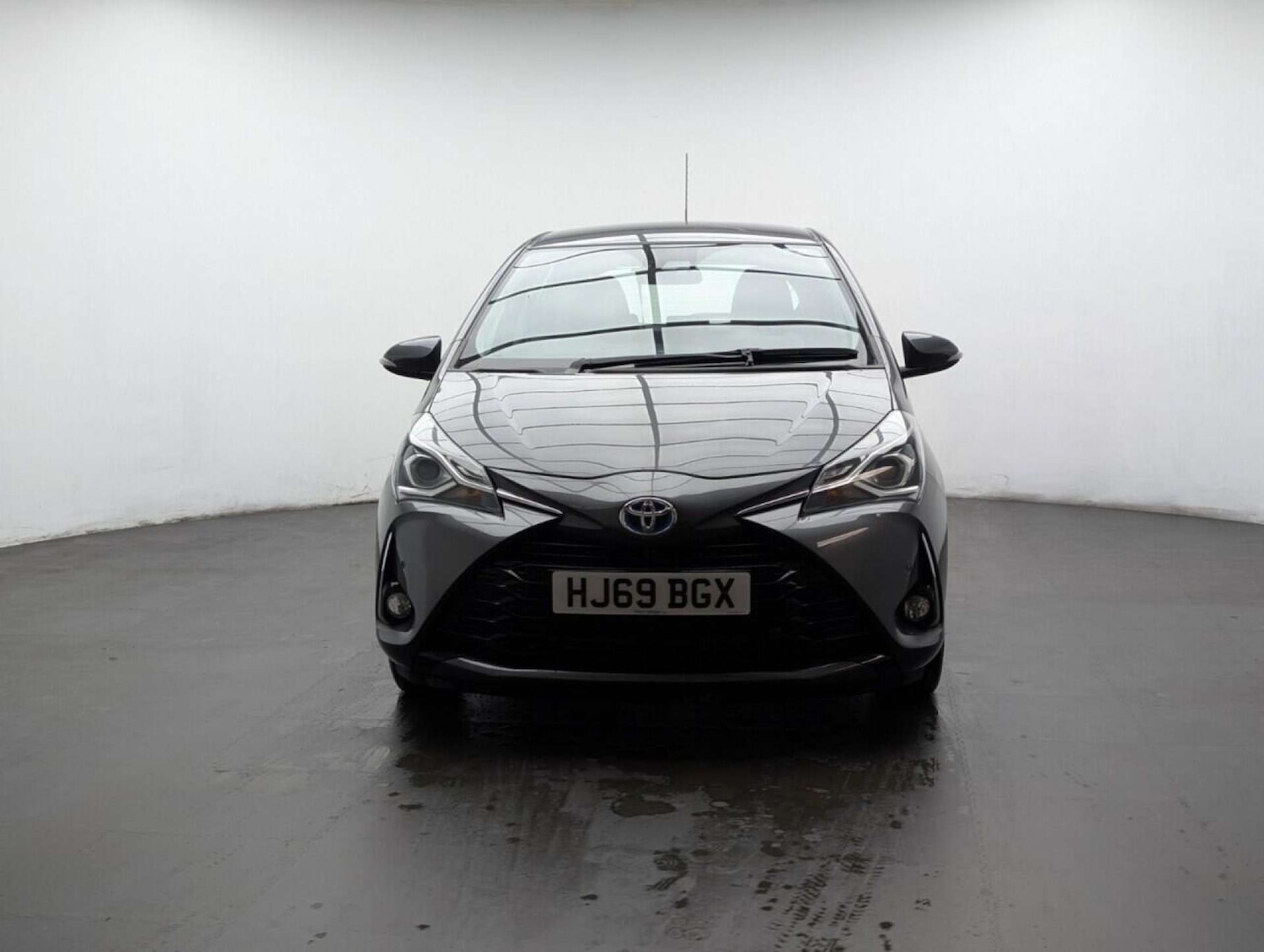 Used Toyota Yaris 2019 for sale - 77714346: Photo 3
