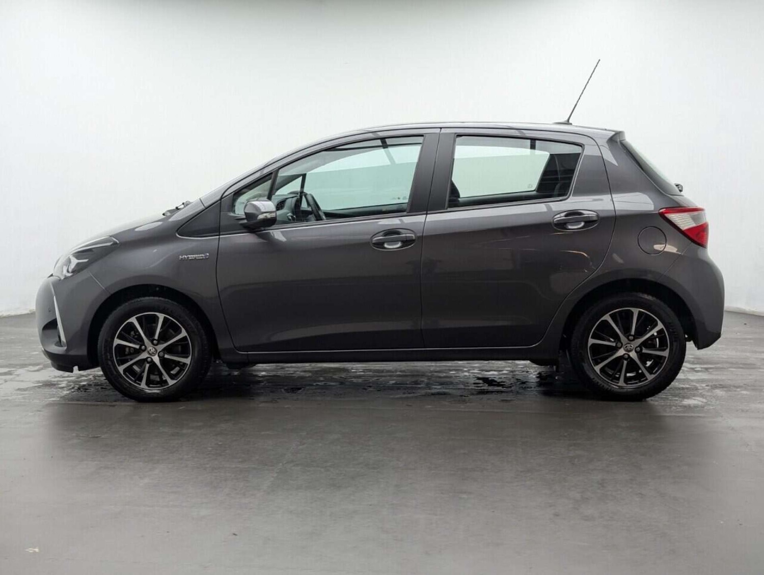 Used Toyota Yaris 2019 for sale - 77714346: Photo 5