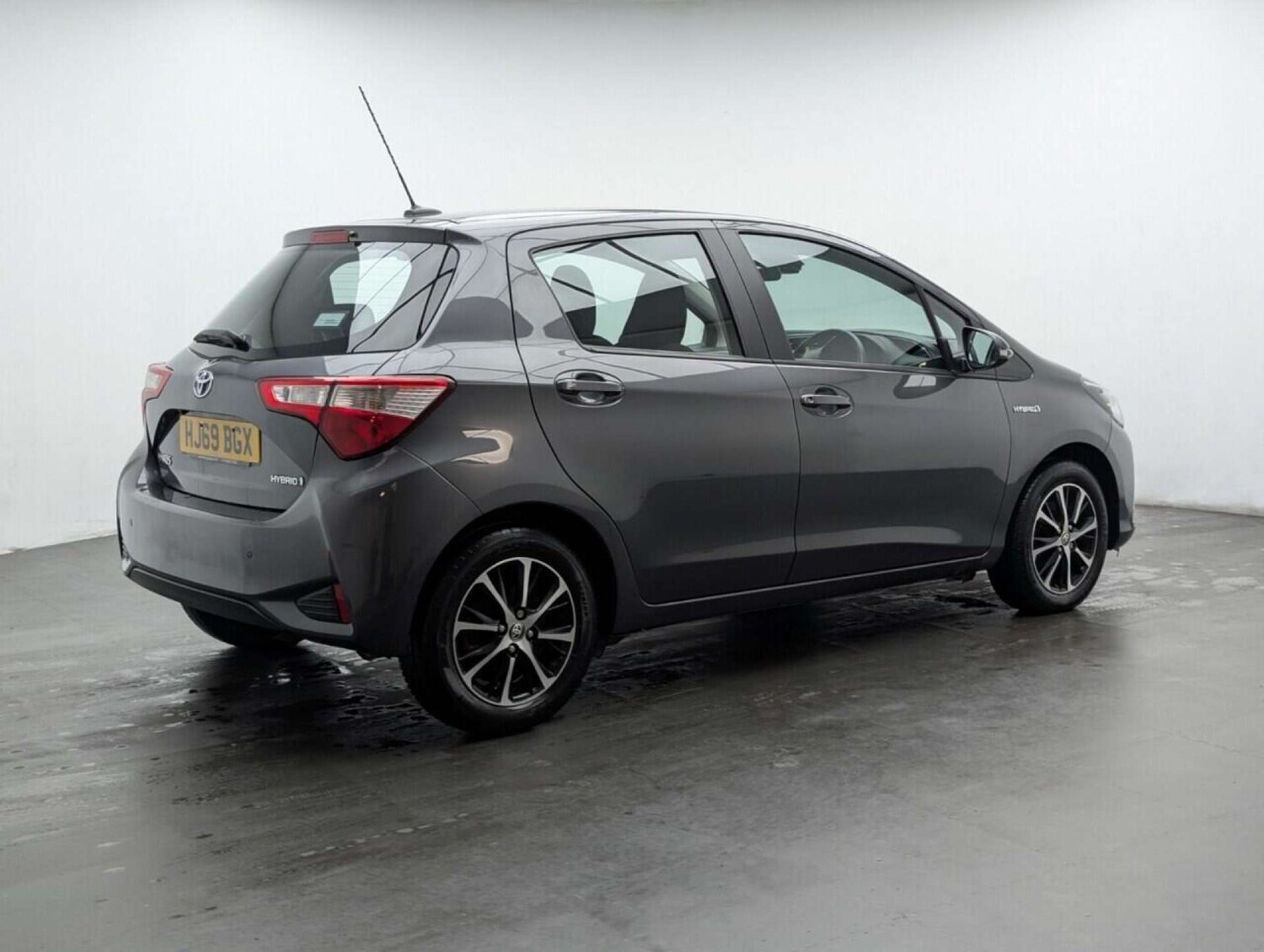 Used Toyota Yaris 2019 for sale - 77714346: Photo 8