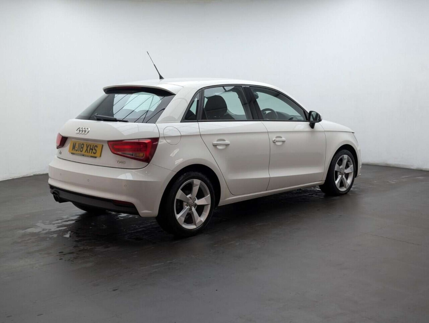 Used Audi A1 2018 for sale - 77713272: Photo 8