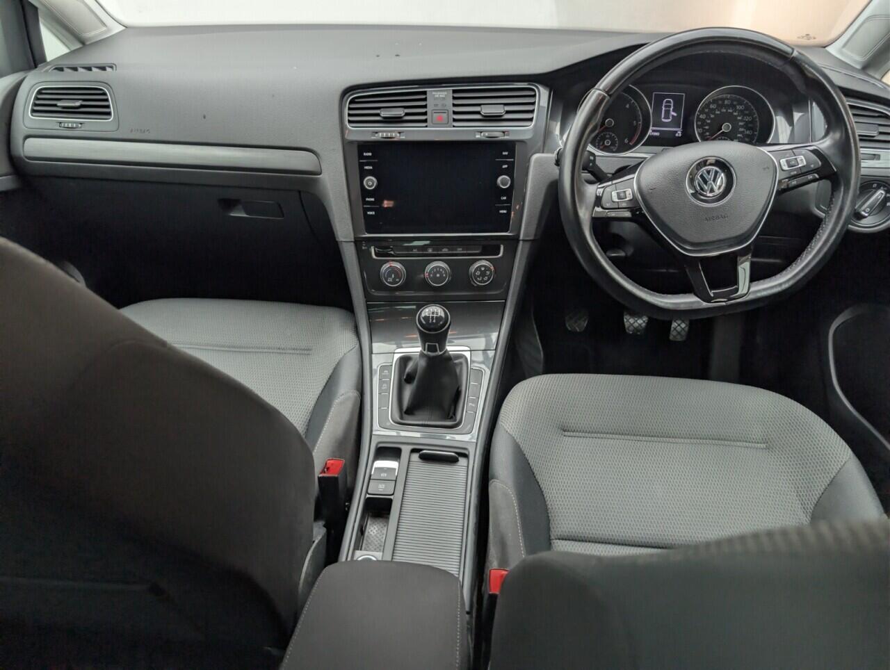 Used Volkswagen Golf 2019 for sale - 76752462: Photo 21