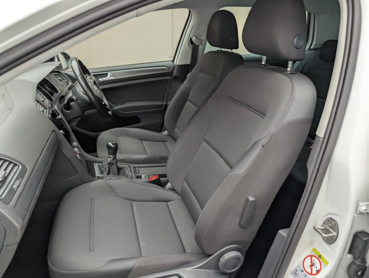 Used Volkswagen Golf 2019 for sale - 76752462: Photo 25