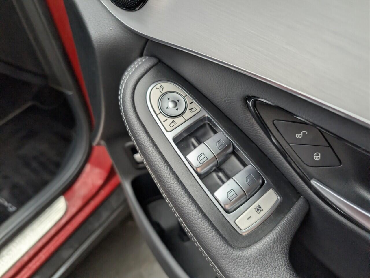 Used Mercedes-Benz GLC 2021 for sale - 76701360: Photo 21