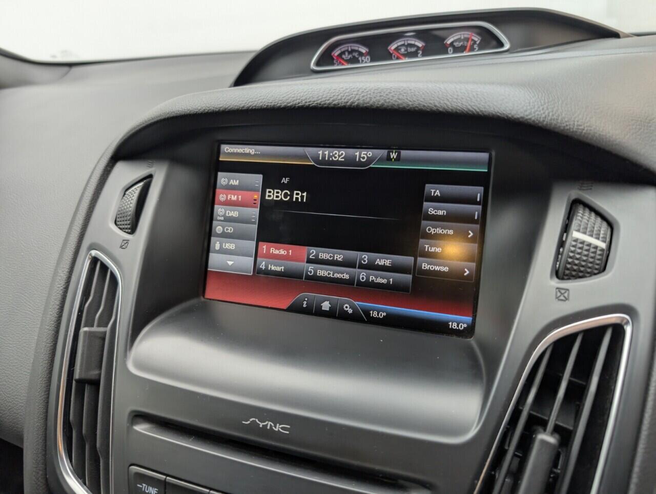 Used Ford Focus 2015 for sale - 76425035: Photo 13