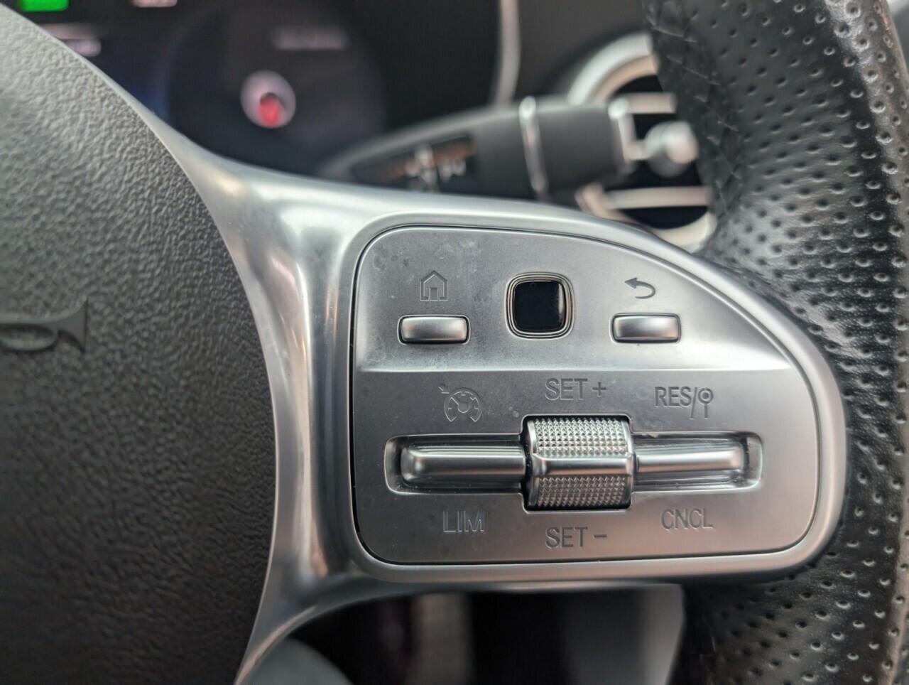 Used Mercedes-Benz C Class 2021 for sale - 76572458: Photo 21