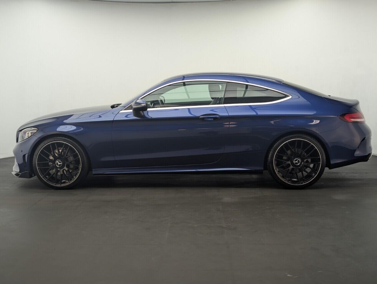 Used Mercedes-Benz C Class 2021 for sale - 76572458: Photo 5