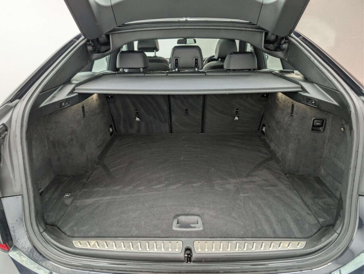 Used BMW 6 Series 2018 for sale - 78011923: Photo 31