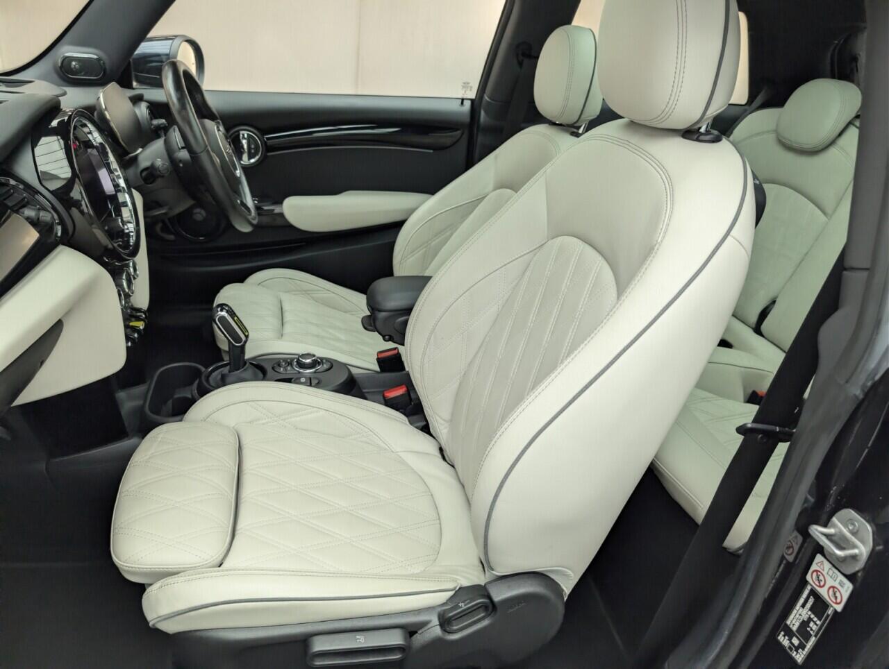 Used MINI Electric Hatch 2021 for sale - 76538106: Photo 28