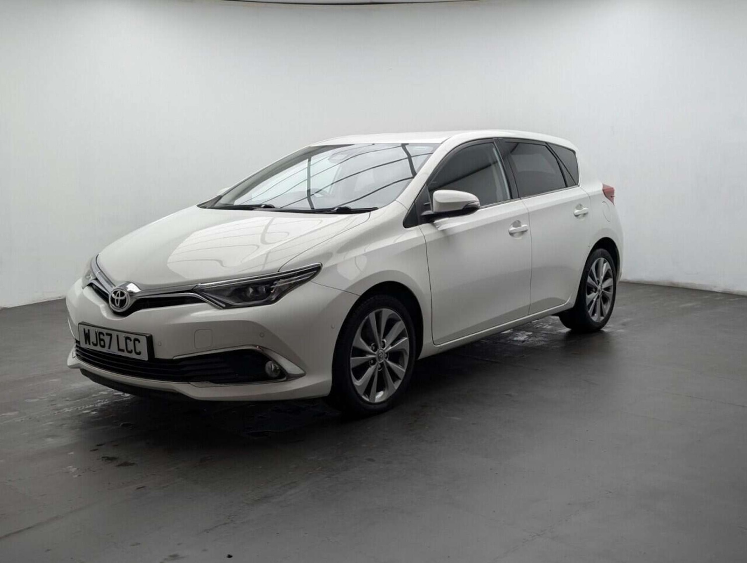Used Toyota Auris 2017 for sale - 77714180: Photo 4