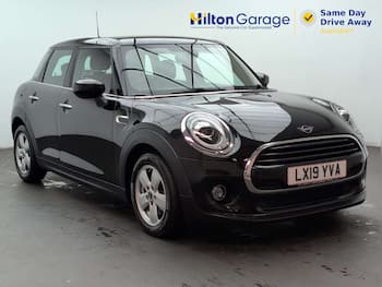 Used MINI Hatch 2019 for sale - 79581535: Photo