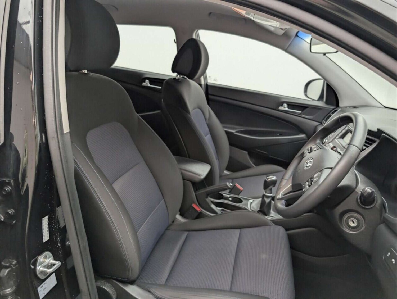 Used Hyundai TUCSON 2018 for sale - 77714570: Photo 12