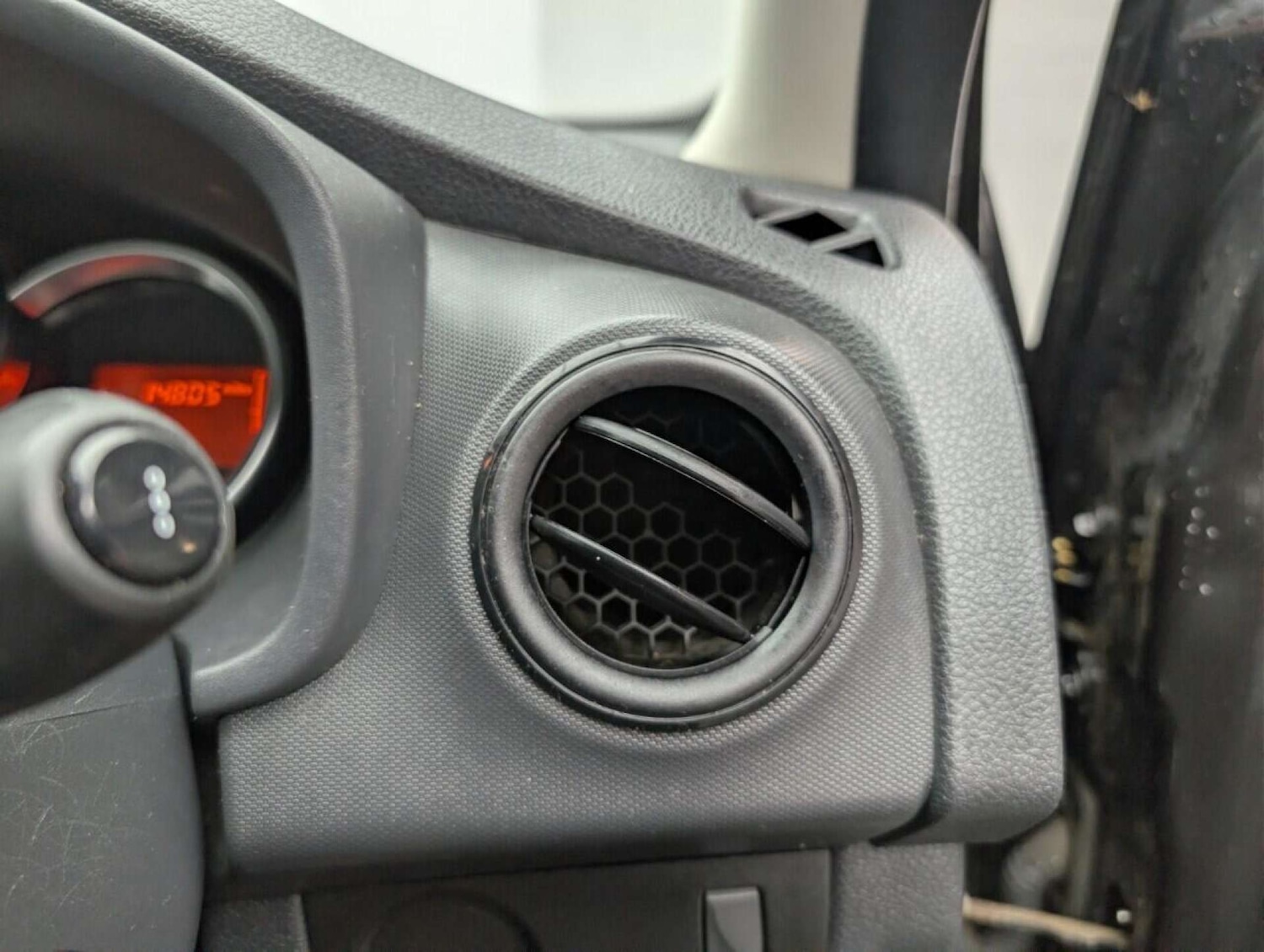 Used Dacia Sandero 2019 for sale - 77714165: Photo 17