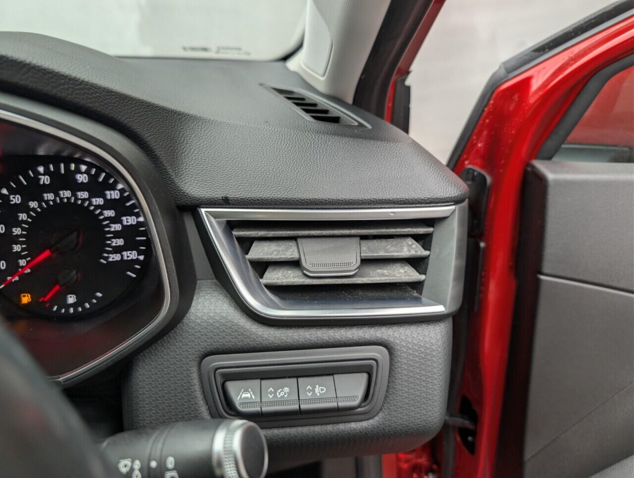 Used Renault Clio 2020 for sale - 77524763: Photo 21