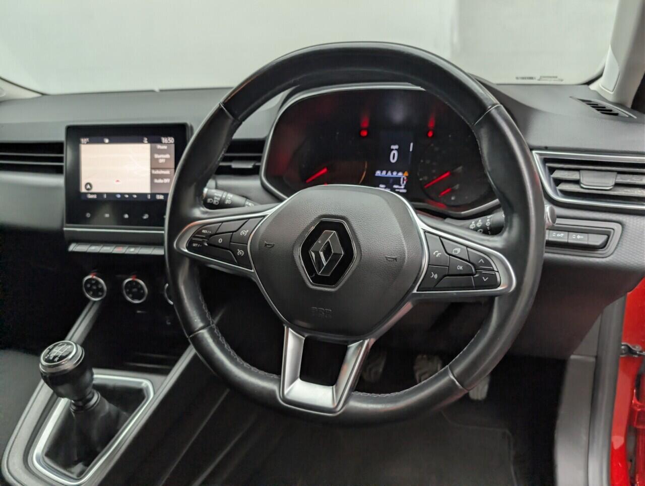 Used Renault Clio 2020 for sale - 77524763: Photo 23