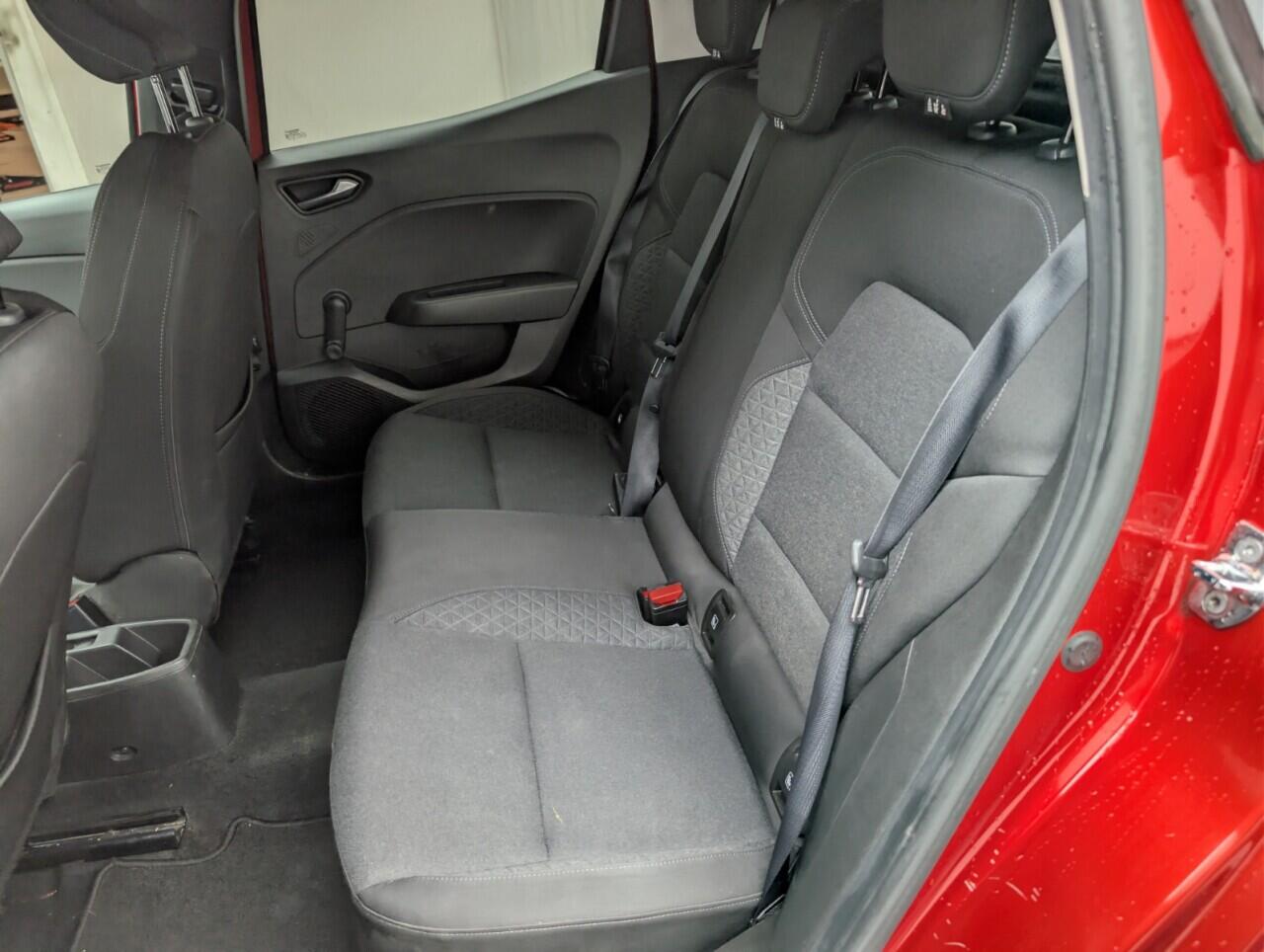 Used Renault Clio 2020 for sale - 77524763: Photo 27