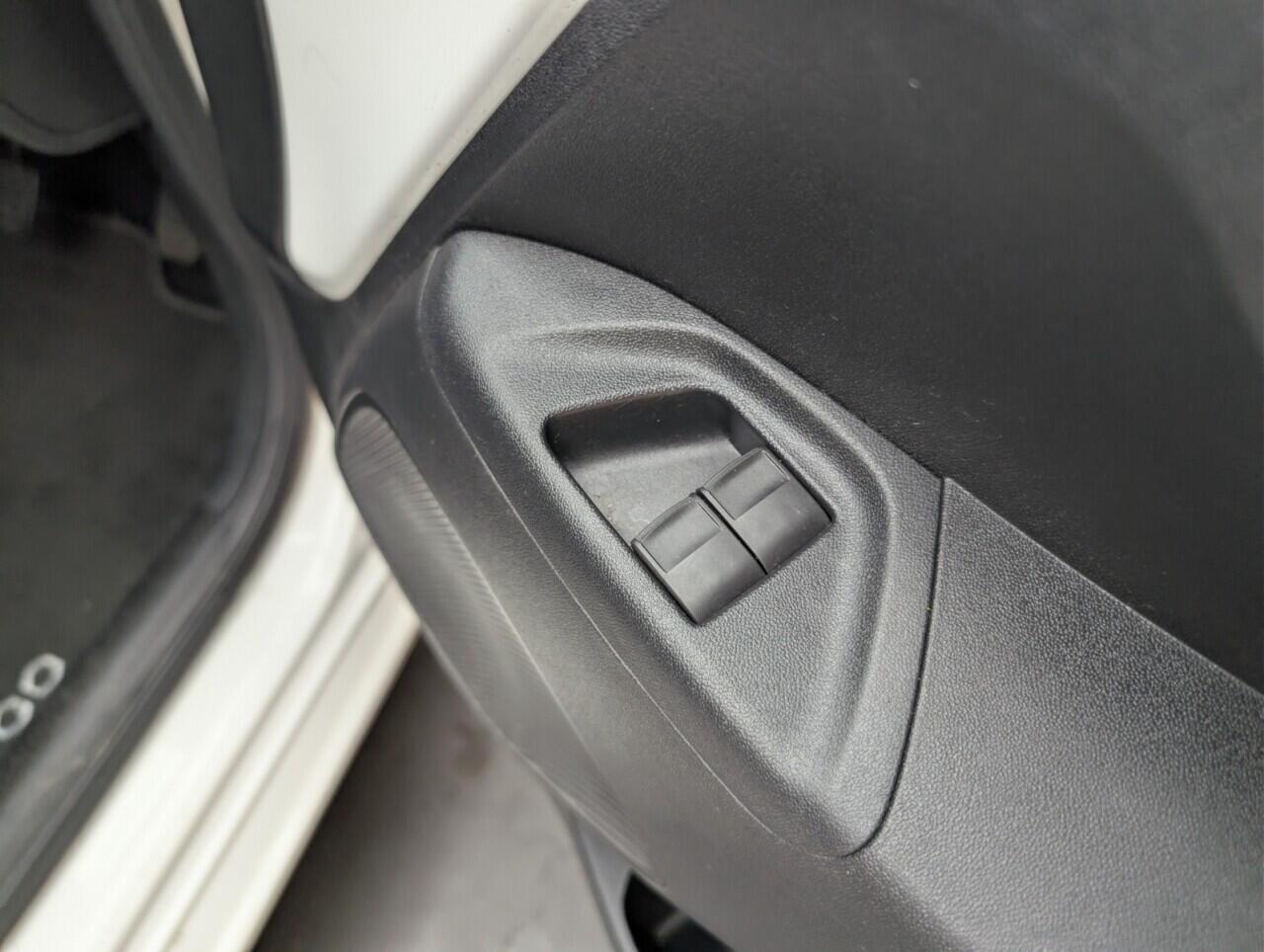 Used Toyota AYGO 2018 for sale - 76765505: Photo 20