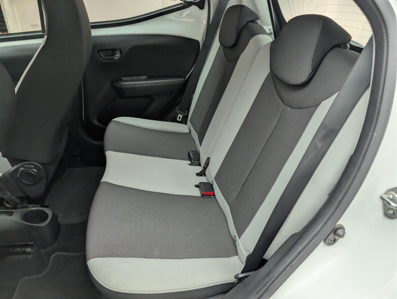 Used Toyota AYGO 2018 for sale - 76765505: Photo 25