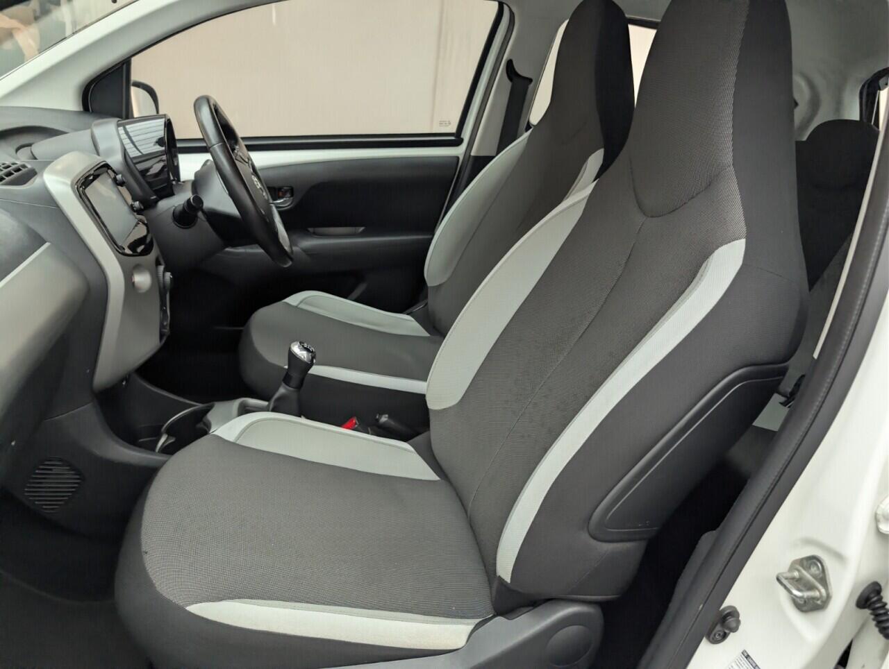 Used Toyota AYGO 2018 for sale - 76765505: Photo 26