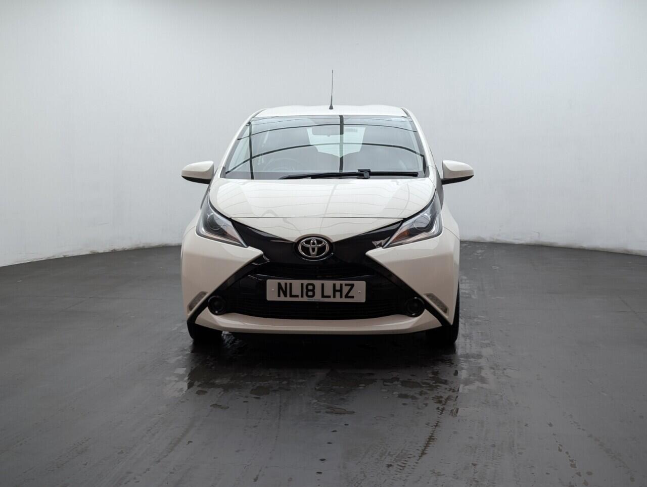 Used Toyota AYGO 2018 for sale - 76765505: Photo 3