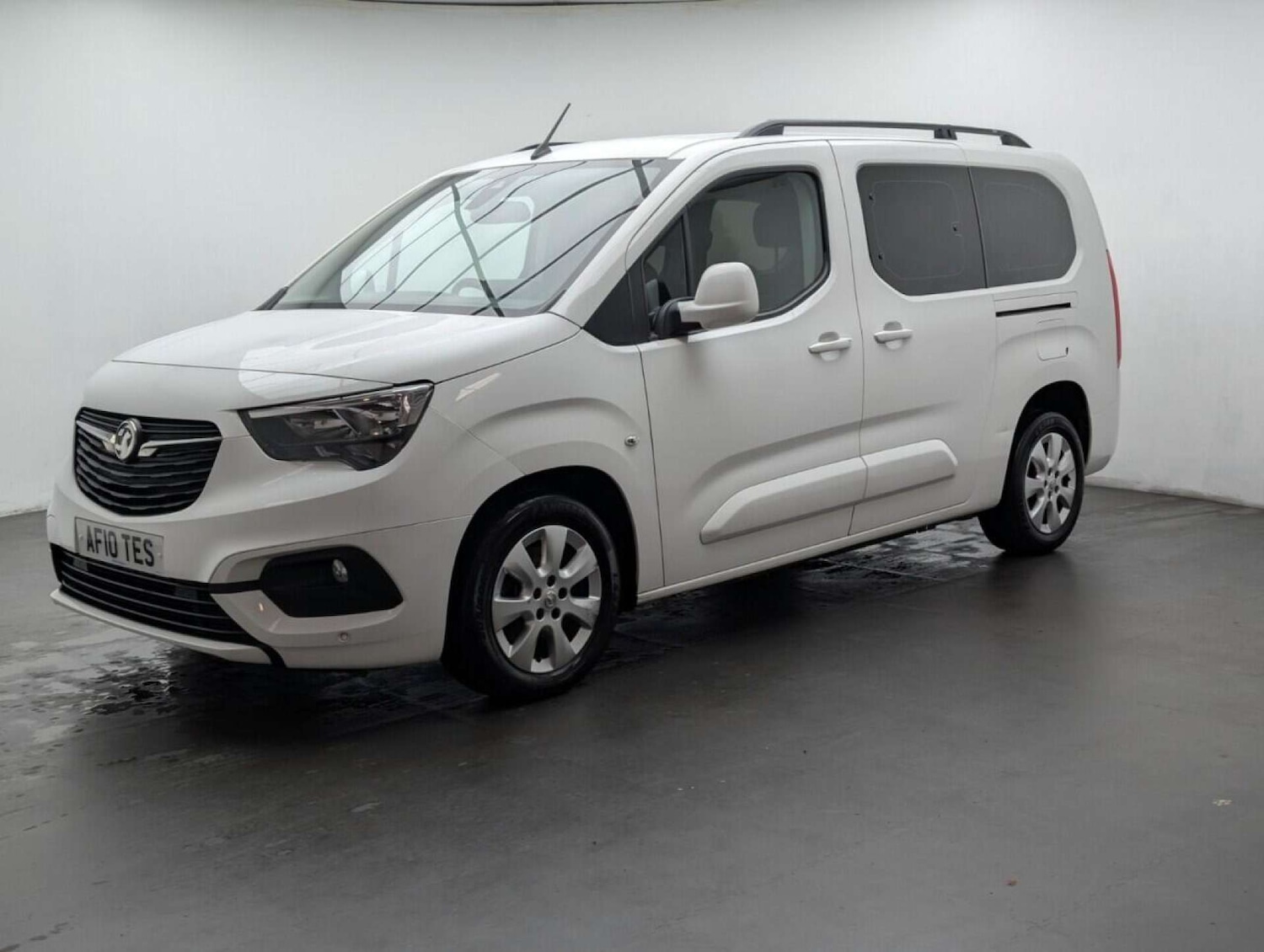 Used Vauxhall Combo Life 2019 for sale - 77813569: Photo 4