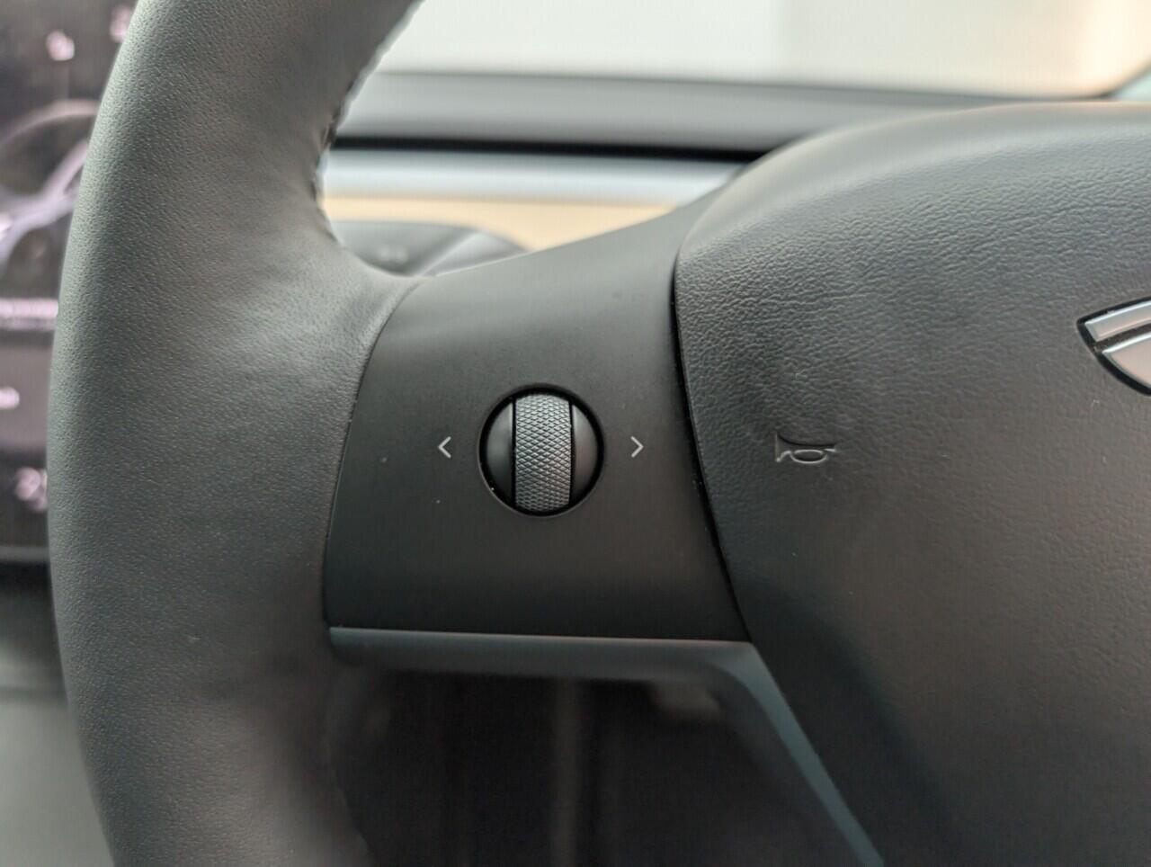 Used Tesla Model 3 2020 for sale - 76422778: Photo 17