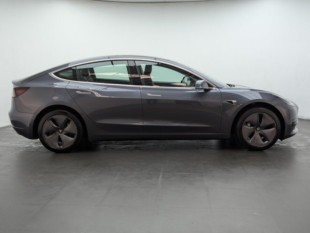Used Tesla Model 3 2020 for sale - 76422778: Photo 9