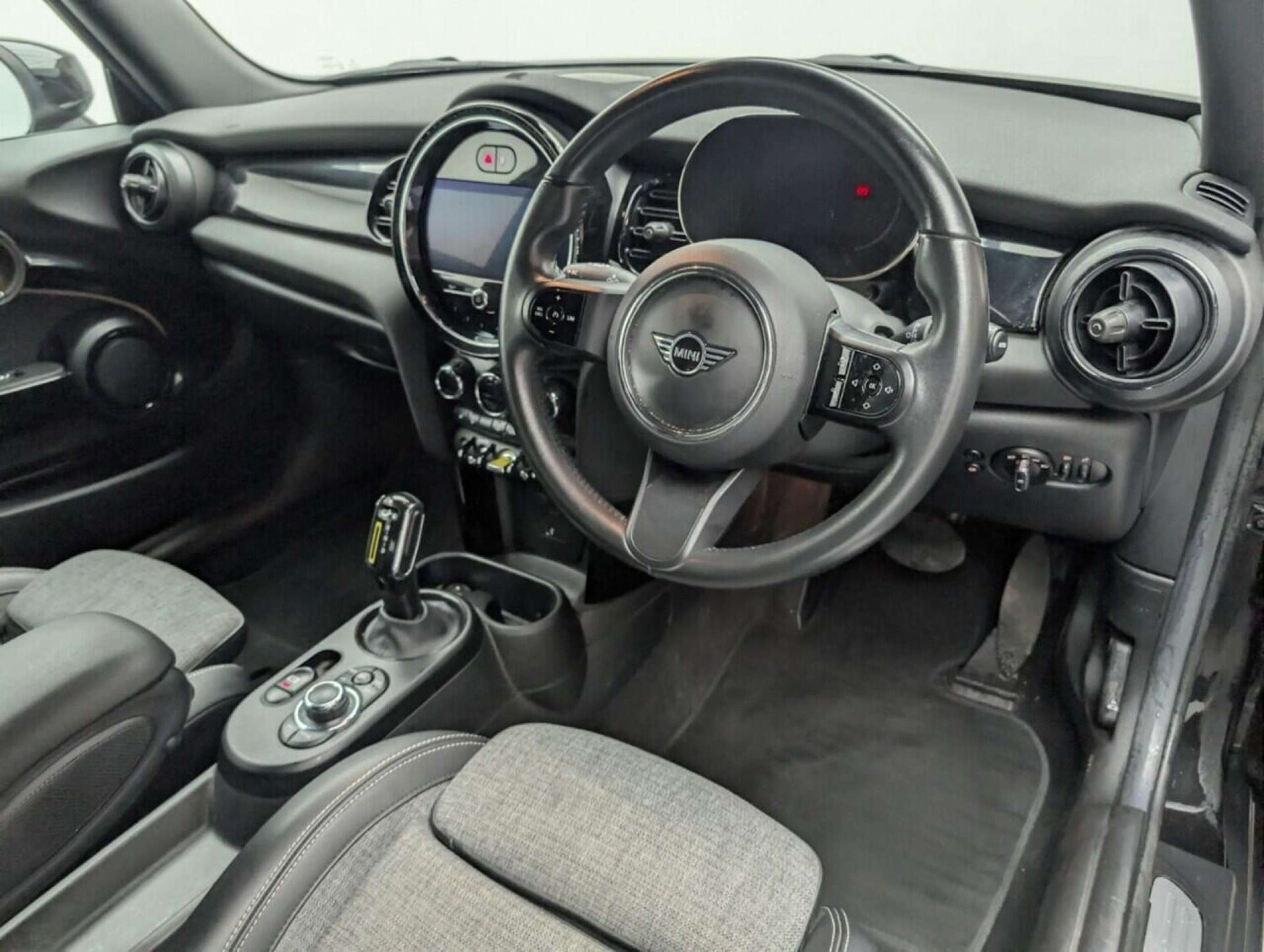 Used MINI Hatch 2022 for sale - 77713667: Photo 12